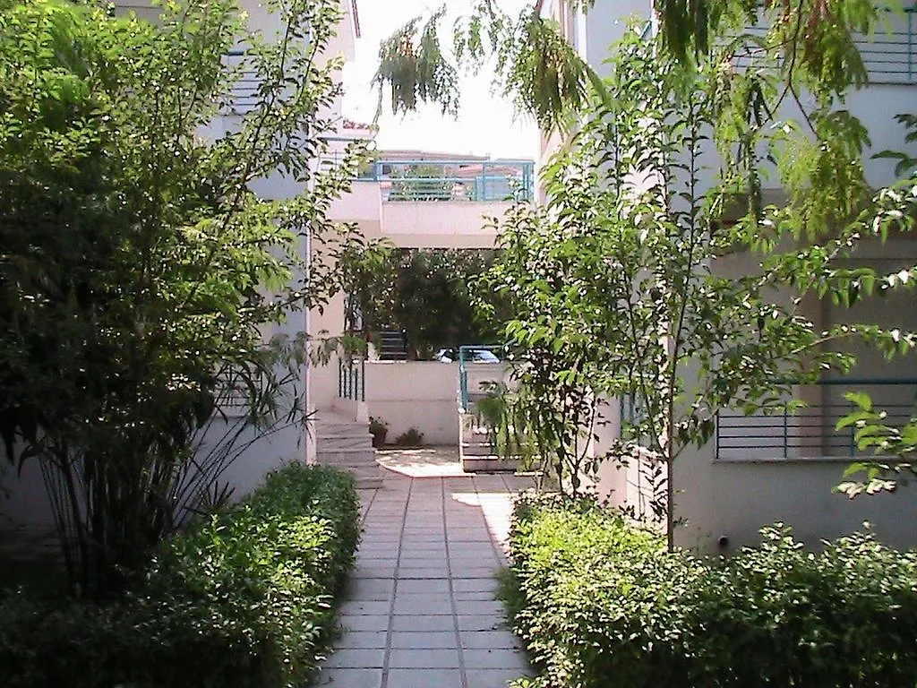 Niki Apartments Polychrono