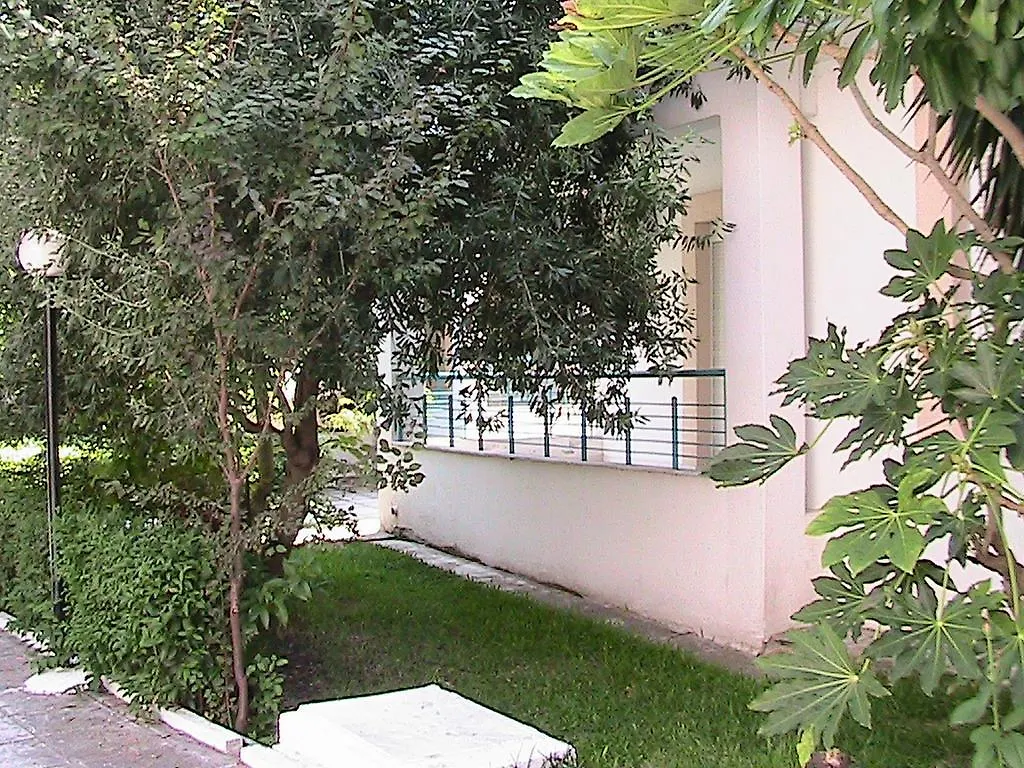 Niki Apartments Polychrono